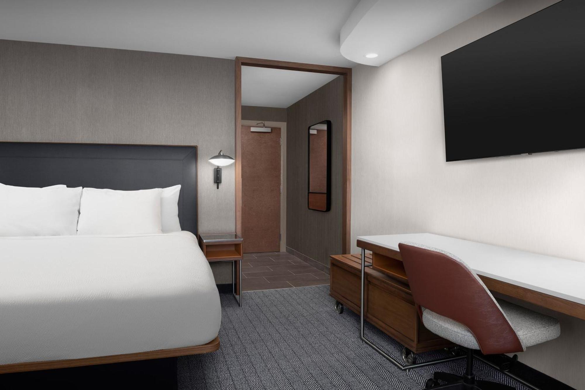 Hotel Courtyard By Marriott 3*