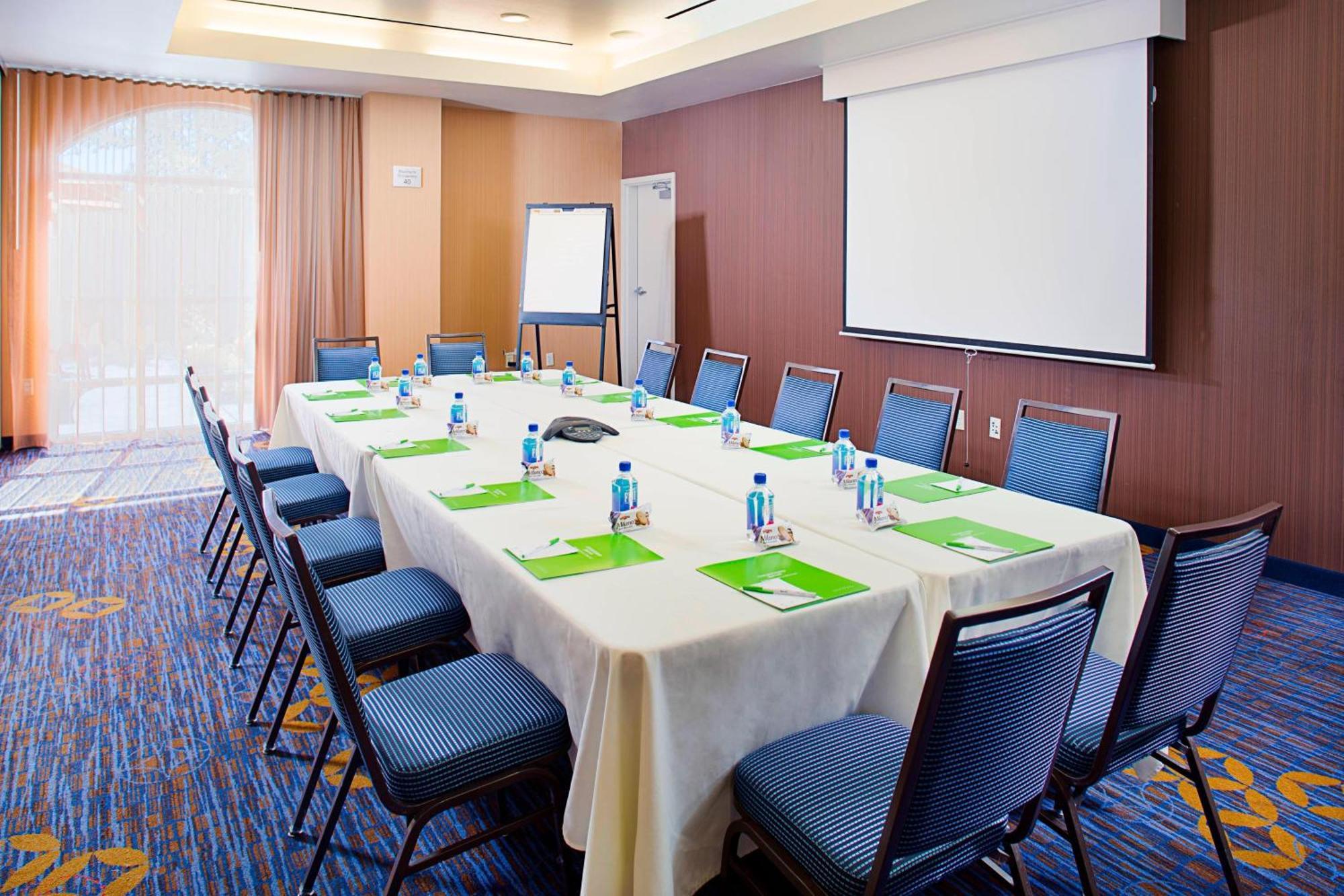 Courtyard By Marriott 3* Paso Robles