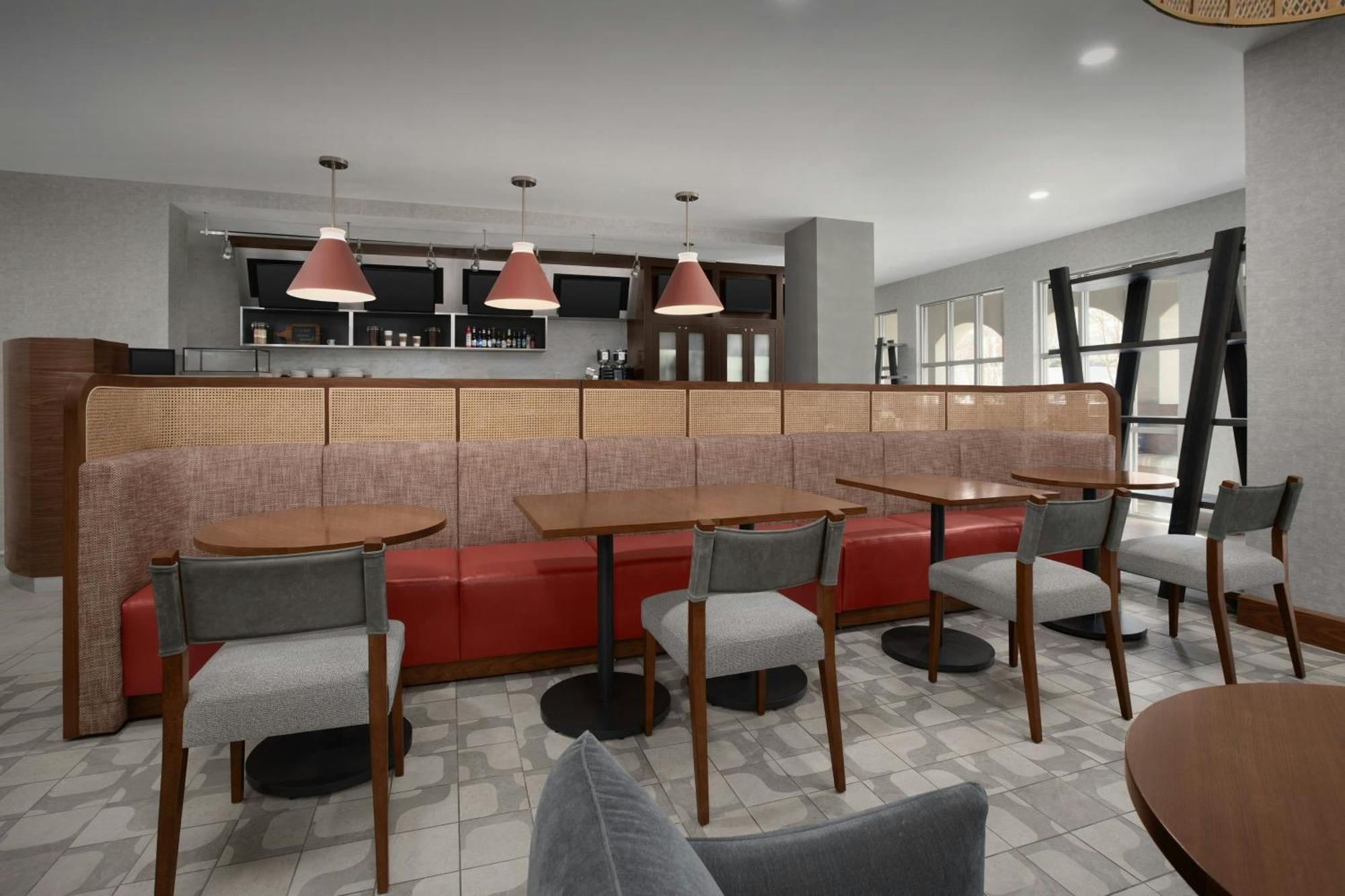 Hotel Courtyard By Marriott Paso Robles