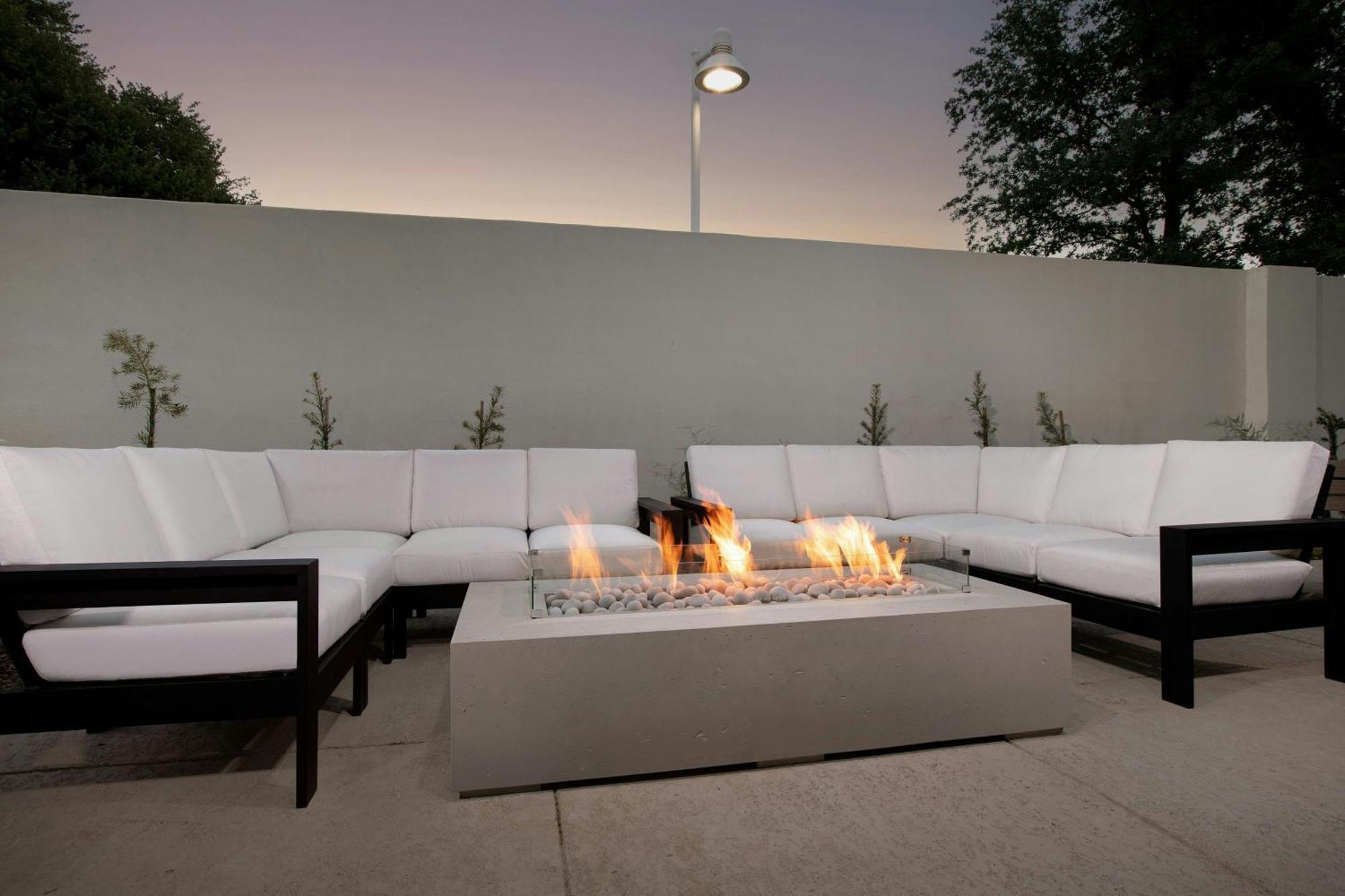 Hotel Courtyard By Marriott