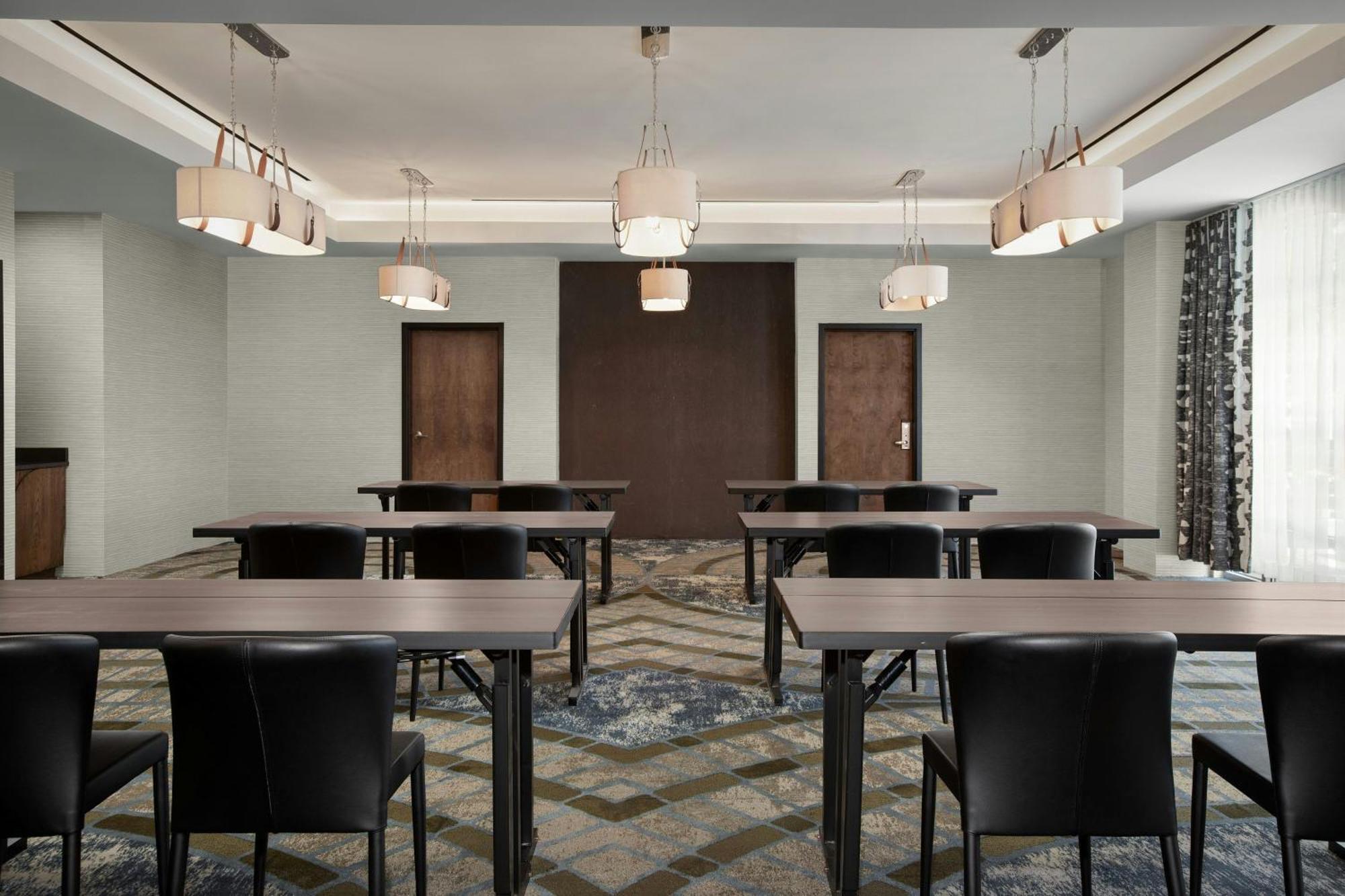 Courtyard By Marriott 3*